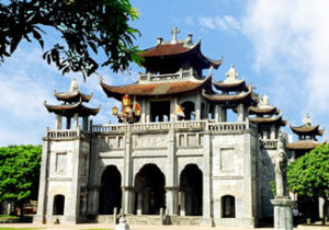 Nhà thờ đá Phát Diệm